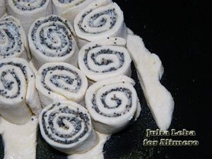 Новогодняя овечка с маком