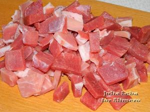 Тёплый салат со свининой