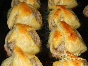 Слойки с мясом