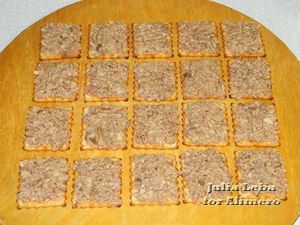 Закуска с печенью трески