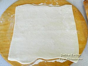 Нарезные слойки с колбасой Нарезные слойки с колбасой
