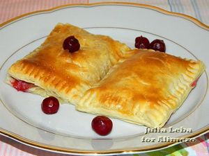 Слойки с творогом