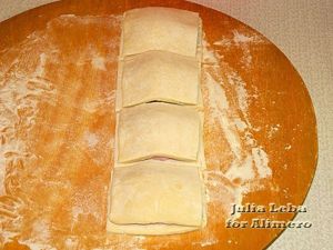 Слойки с творогом