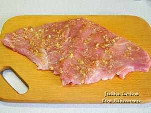 Мясной рулет