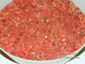 Мясной рулет