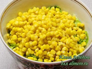 Салат с кукурузой