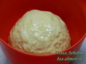 Дрожжевые рогалики
