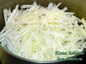 Тушёная капуста