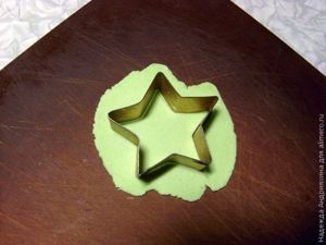 Украшения из мастики