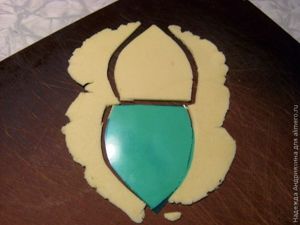 Украшения из мастики