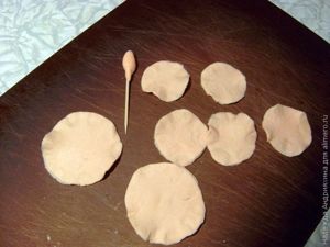 Украшения из мастики