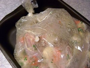 Куриные ножки, тушеные с картофелем в рукаве