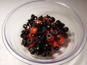 Салат с моцареллой