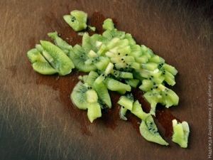 Салат из пекинской капусты с фруктами