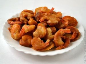 Хрустящие креветки в кляре