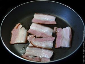 Яичные маффины с беконом