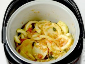 Кабачки по-гречески в мультиварке