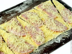 Круассаны с сыром и ветчиной