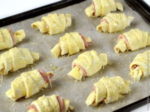 Круассаны с сыром и ветчиной
