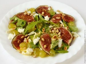 Салат с инжиром