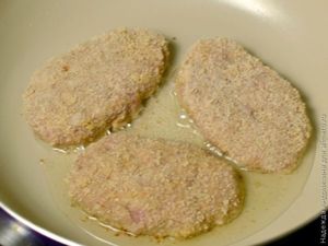 Шницели из свиного фарша
