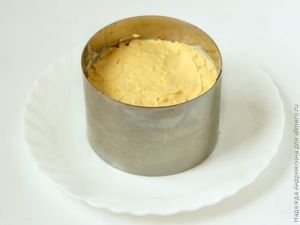 Салат с курицей и яблоком