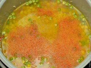 Гарнир из риса с овощами в мультиварке