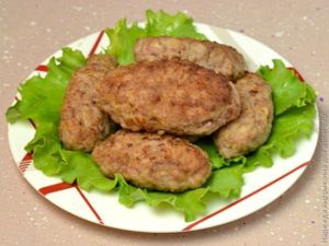 Котлеты с зеленым маслом