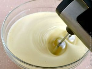 Мини ромовые бабы в банках