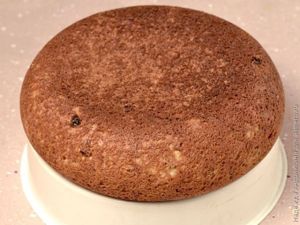 Манник на твороге с курагой в мультиварке