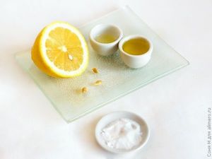 Салат с креветками и ананасами