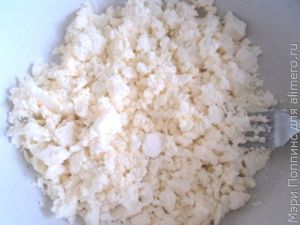 Кабачок фаршированный с творогом и зеленью