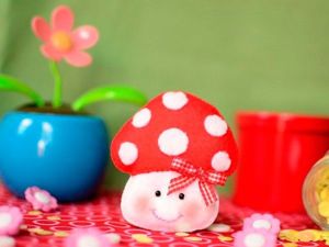 Игрушки из фетра, идеи.