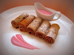 Для приготовления вкусных блинов и блинчиков желательно немного, но не сильно, взбить тесто для блинов. Для приготовления дрожжевых блинов важно суметь уловить момент, когда тесто уже поднялось, но еще не упало - тогда их и надо выпекать. Для приготовления вкусных блинов и блинчиков желательно немного, но не сильно, взбить тесто для блинов. Для приготовления дрожжевых блинов важно суметь уловить момент, когда тесто уже поднялось, но еще не упало - тогда их и надо выпекать.