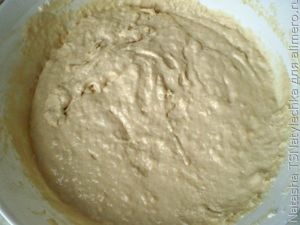 Заливной пирог с яйцом и зеленым луком