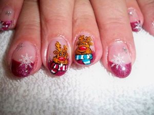 Новогодний маникюр с блестками