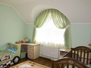 Зеленые шторы в интерьере