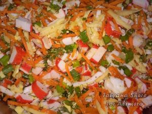 Салат с крабовыми палочками и сыром