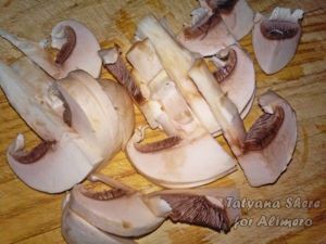 Суп с фасолью и грибами