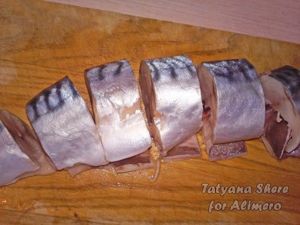 Тушеная скумбрия