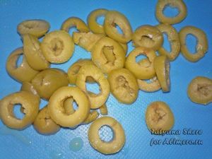Салат с оливками