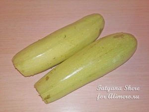 Запеченные кабачки с помидорами