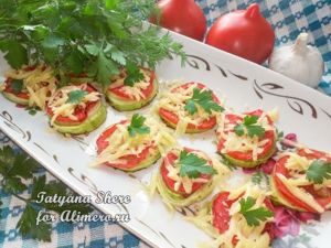 Запеченные кабачки с помидорами