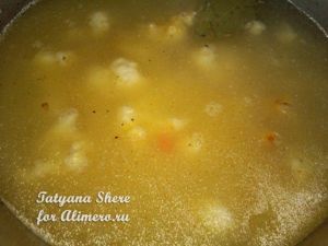 Сырный суп с зеленым горошком
