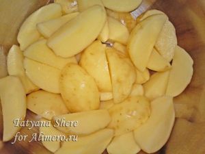 Молодая картошка со специями