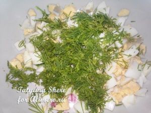 Салат из печени трески