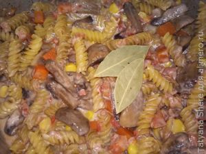 Макароны с грибами