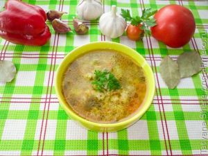 Суп с зеленым горошком