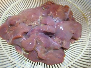 печень утиная, под краном печень утиная, под краном