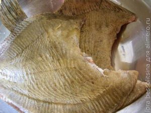 камбала с овощами, очищенная рыба камбала с овощами, очищенная рыба